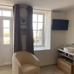 La Maison Du Vieux Port アパート フラマンヴィル