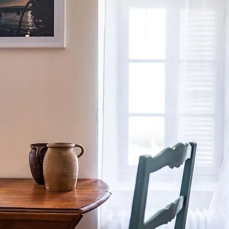 La Maison Du Vieux Port Apartment